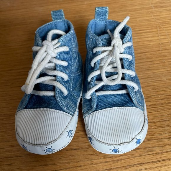Carter’s Classics Vintage Sneaker Denim High Top Lace Up Baby Shoes Size 4 - Picture 6 of 14